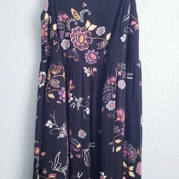 Torrid Black Floral Hi Low Maxi Dress - Picture 4 of 9